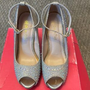 Gold heels. Super comfortable.